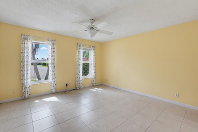 Welcome to this charming totally updated one-bedroom - photo 29