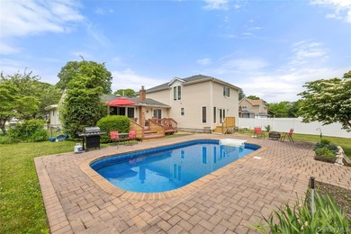 Welcome to 269 Brookville Avenue, Islip! This beautifully - photo 30