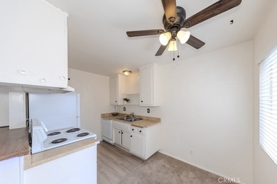 241 Lindero Ave - photo 11
