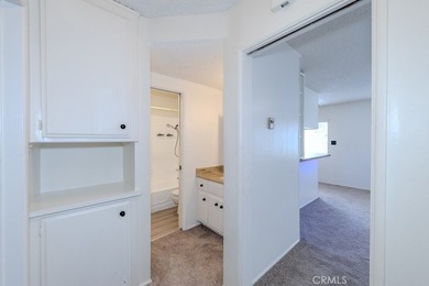 241 Lindero Ave - photo 17