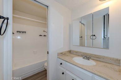 241 Lindero Ave - photo 18
