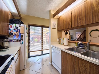 Complete impact sliders and brand-new A/C! This cozy townhome - photo 7
