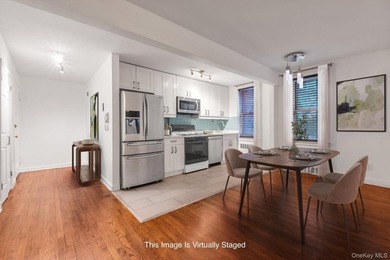 Welcome to this bright and spacious corner one bedroom apartment - photo 9
