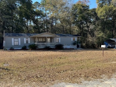 Lake Home For Sale in Eufaula, Alabama