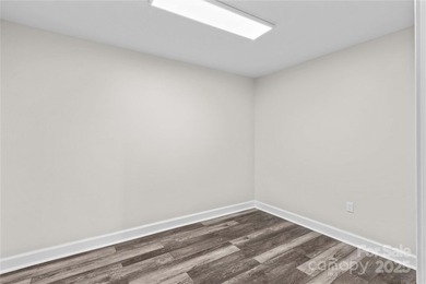 * Owner Financing with as low as 4 % Interest Rate ! Panoramic - photo 33
