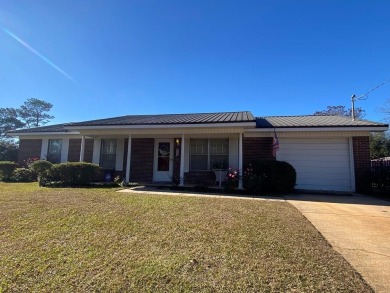 Lake Home For Sale in Eufaula, Alabama