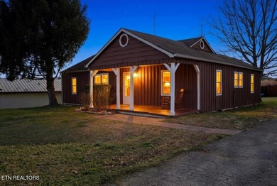 (private lake, pond, creek) Home Sale Pending in Maryville Tennessee