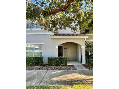 Lake Townhome/Townhouse For Sale in Kissimmee, Florida
