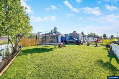 Charming 4 bedrooms 1 bath house on a quiet street, 4th bedroom