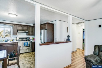 Charming 4 bedrooms 1 bath house on a quiet street, 4th bedroom