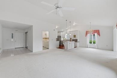 Beautiful open concept ranch on the northeast side of the city! - photo 3