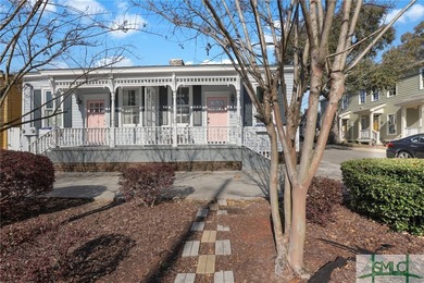 Charming bungalow in the sought-after Victorian District, fully - photo 3