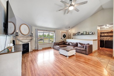 This beautifully maintained home shows pride of ownership - photo 3