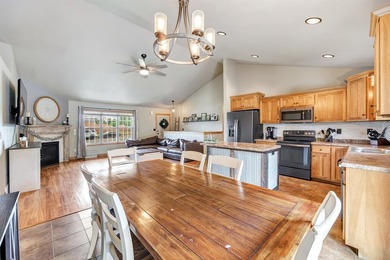 This beautifully maintained home shows pride of ownership - photo 8