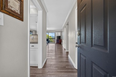 Lake Hamilton living has never been easier! Welcome to the gated - photo 8