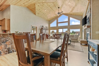 Meticulously maintained and move-in ready, this 6-bedroom - photo 9