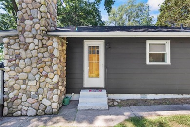 Showings begin 7/4 with Open House. Rare opportunity to enjoy - photo 3