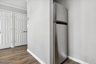 Discover effortless living in Diamondhead with this easy-care - photo 12