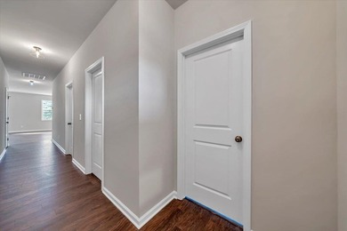 Discover easy, modern living in King's Pointe, Fairlawn's newest - photo 4