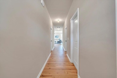 One level living. This spacious home features an open concept - photo 4