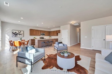 One level living. This spacious home features an open concept - photo 10