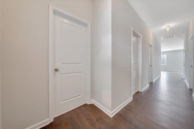 One level living. This spacious home features an open concept - photo 6