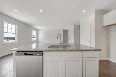 One level living. This spacious home features an open concept - photo 10