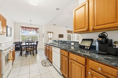 Welcome to life in The Lakes At Plantation Pines! This 3-bedroom - photo 13
