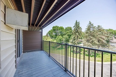 Charming 2 Bed, 2 Bath End-Unit Condo in Prime Bloomington - photo 17