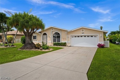 AFFORDABLE GULF ACCESS WATERFRONT POOL HOME ON CAPE CORAL'S - photo 8