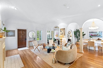 308 Barcelona, a sophisticated, Mediterranean oasis in the heart - photo 21