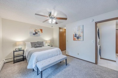 Charming 2 Bed, 2 Bath End-Unit Condo in Prime Bloomington - photo 25