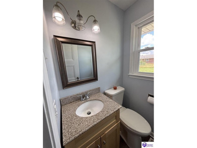 BEAUTIFULLY UPDATED! Welcome to 904 Maplewood Dr., perfectly - photo 29