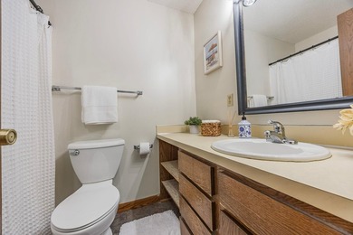 Charming 2 Bed, 2 Bath End-Unit Condo in Prime Bloomington - photo 30