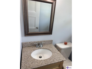BEAUTIFULLY UPDATED! Welcome to 904 Maplewood Dr., perfectly - photo 31