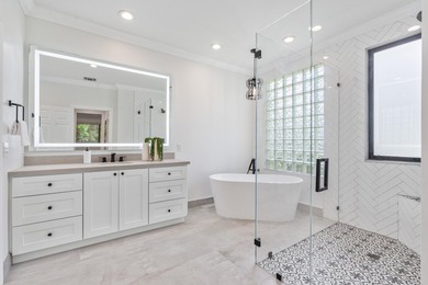 Welcome to Woodfield Hunt Club, a sought-after gated community - photo 33