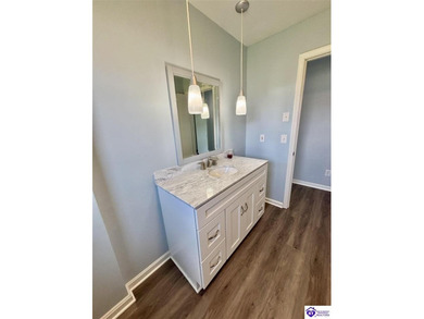 BEAUTIFULLY UPDATED! Welcome to 904 Maplewood Dr., perfectly - photo 43