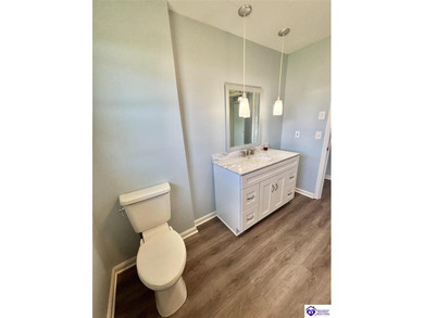 BEAUTIFULLY UPDATED! Welcome to 904 Maplewood Dr., perfectly - photo 48