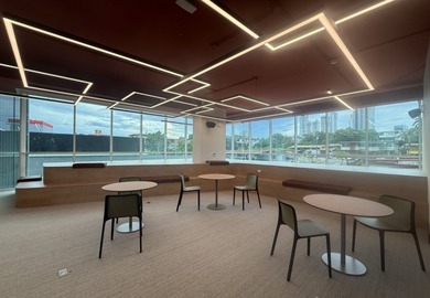 A rare opportunity to acquire a premium standalone corporate - photo 10