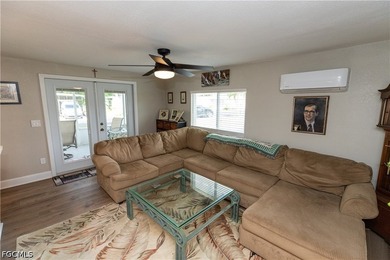 Beautifully remodeled 2-bedroom, 1-bath Manufactured home - photo 4