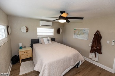 Beautifully remodeled 2-bedroom, 1-bath Manufactured home - photo 8