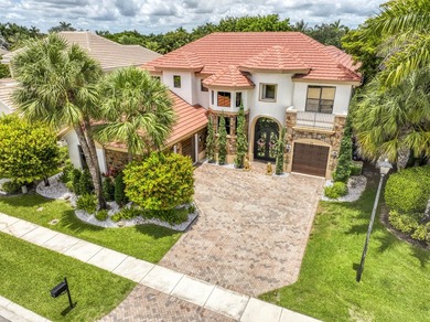 A private backyard paradise with a custom Van Kirk pool, tiki - photo 2