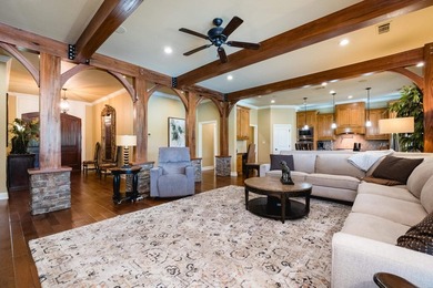 Exceptional custom home on 2+ acres near Pinnacle Mountain State - photo 10