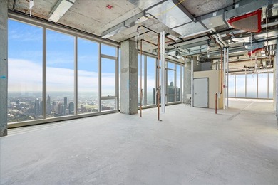 OWN THE ENTIRE 91ST FLOOR OF THE ST. REGIS CHICAGO! The highest - photo 15