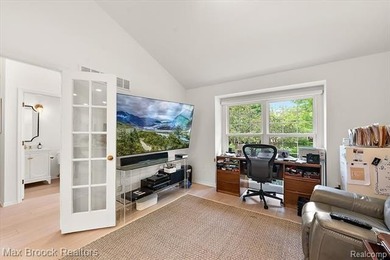 THE HEATHERS! Desirable Eaton model with 1st floor primary suite - photo 22