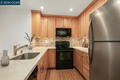 Welcome to this beautiful condo at the Alta Vista Condominiums