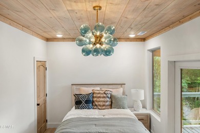 Experience luxury mountain living in this brand-new custom cabin - photo 30