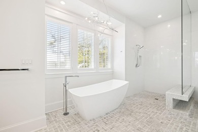 Rarely available and meticulously maintained, this sophisticated - photo 39