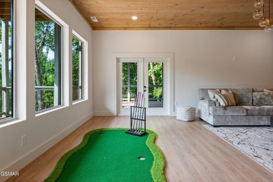 Experience luxury mountain living in this brand-new custom cabin - photo 46