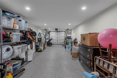 Welcome to this picture-perfect three-bedroom ranch, ideally - photo 18